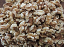 Shelled Northern Walnuts Image